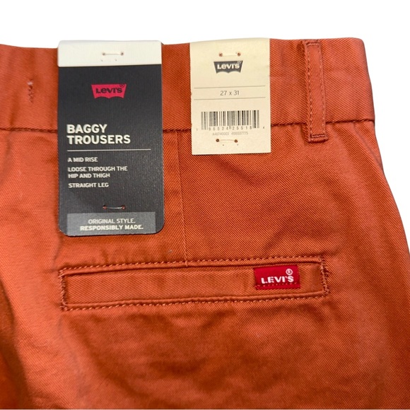 Levi’s Premium Baggy Trousers in Baked Clay Twill - Brown - Picture 5 of 11